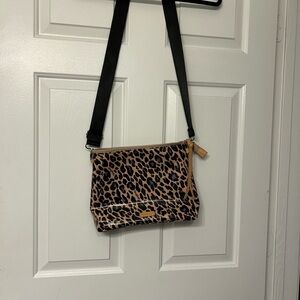 Cheetah crossbody purse with glitter on the inside